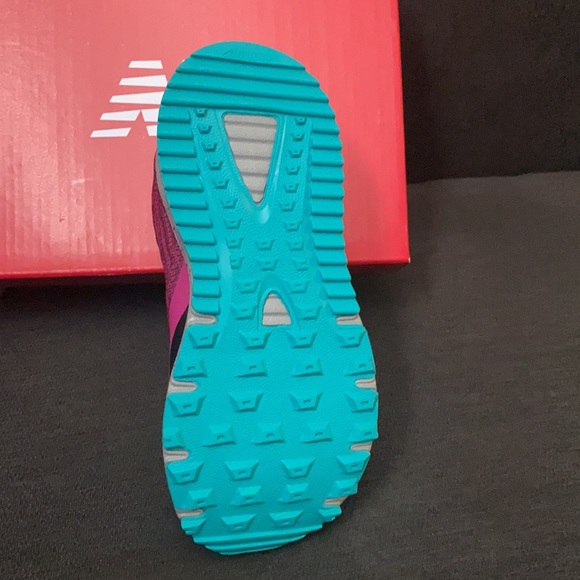 New Balance FuelCore NITREL Sneakers.  Unisex - Picture 4 of 4